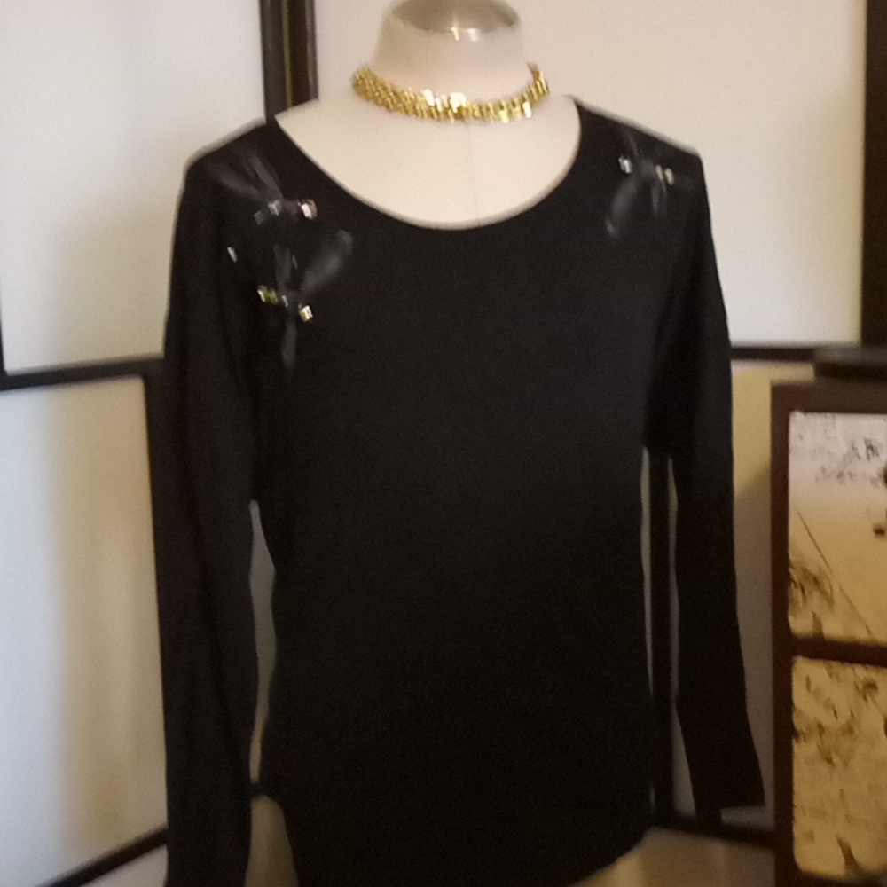 Lane Bryant Women's Black Layering Top Size 22/24 Sequin Bling Artsy Comfy - Picture 2 of 8
